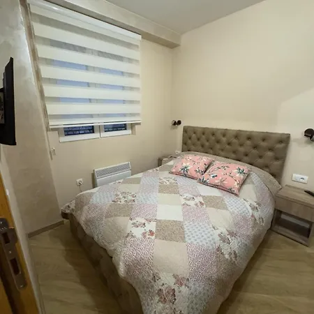 Apartment Lm *