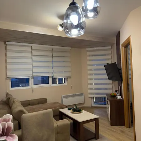 Lm شقة زلاتيبور